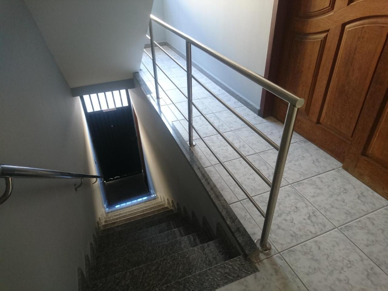 ויטוריה Regi House Hostel מראה חיצוני תמונה